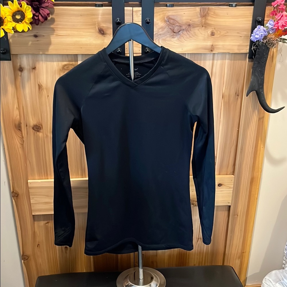 Climate Right by CuddleDuds Classic Black Long Sleeve Women's Top